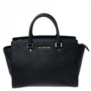 Like New Michael Kors Jet Set Medium Sized Leather Handbag Tote Purse